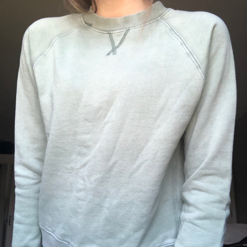 super soft light green crew neck (pacsun)
